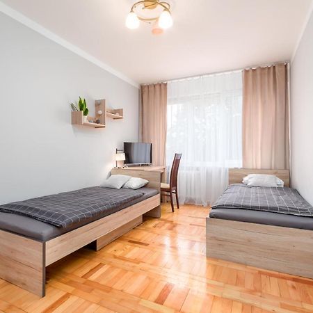 Two Bedrooms Apartment Faktura Fast Check-In 24H Rzeszów Buitenkant foto