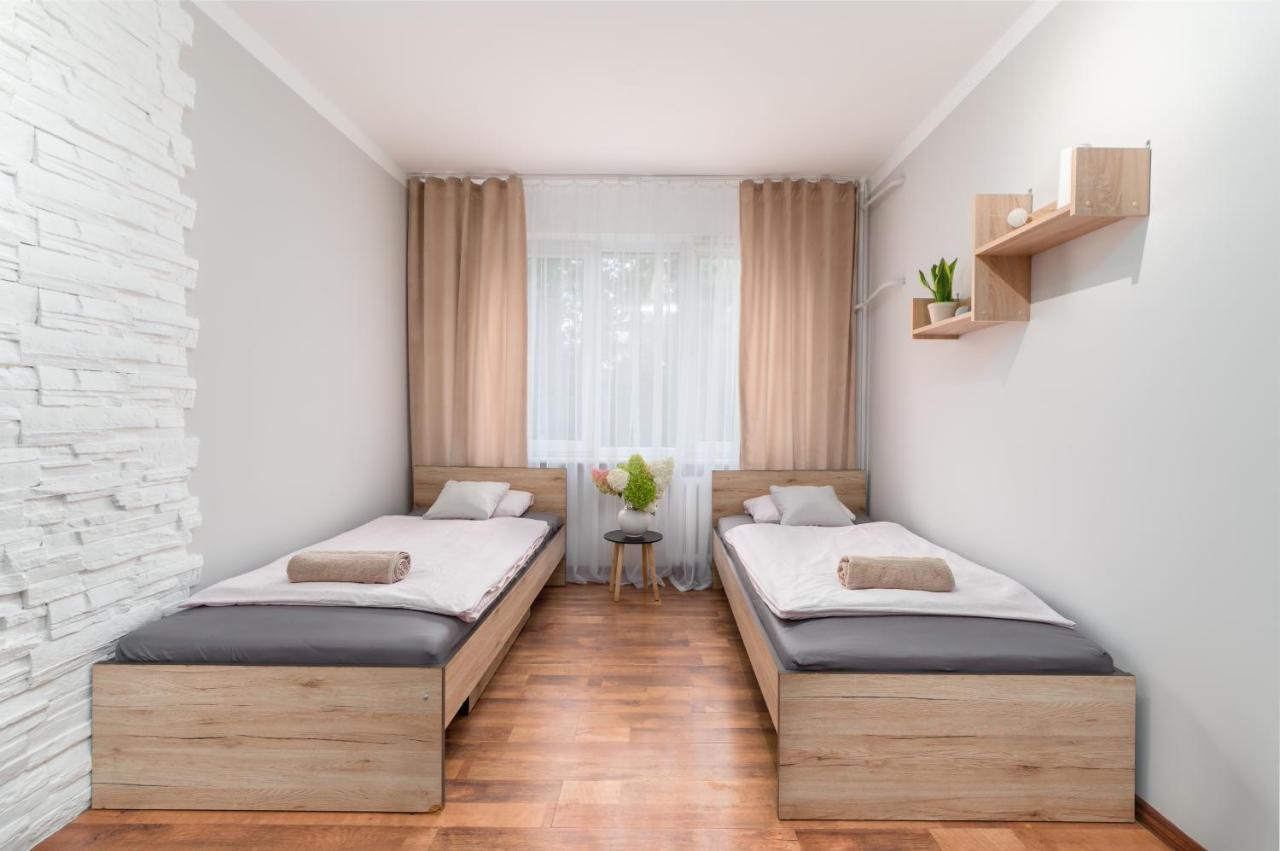 Two Bedrooms Apartment Faktura Fast Check-In 24H Rzeszów Buitenkant foto